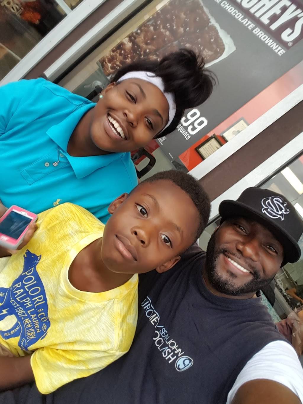 Pizza Hut | restaurant | 1 Alice Dr, Sumter, SC 29150, USA | 8037758822 OR +1 803-775-8822