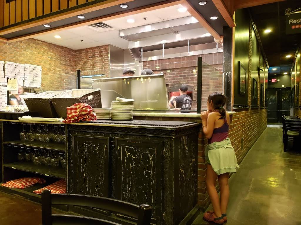 Grimaldis Pizzeria | restaurant | 750 S Rampart Blvd #7, Las Vegas, NV 89117, USA | 7024791351 OR +1 702-479-1351