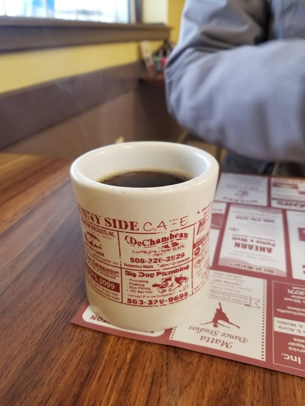 Sunnyside Cafe | cafe | 150 W Center St, West Bridgewater, MA 02379, USA | 5085848800 OR +1 508-584-8800