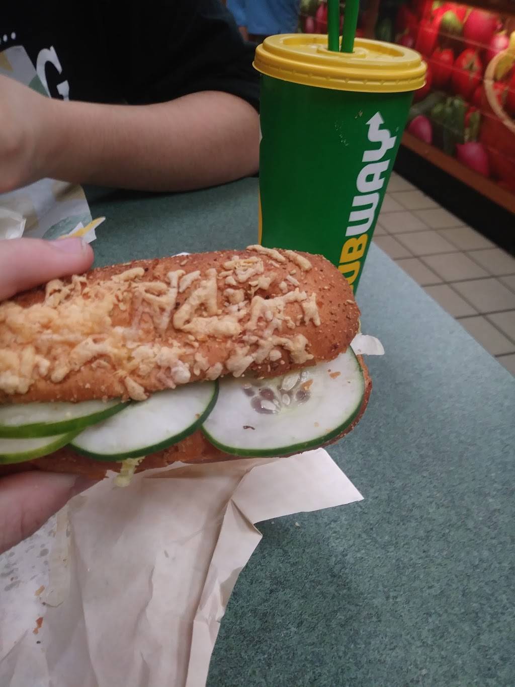 Subway Restaurants | restaurant | 282 Higbie Ln, West Islip, NY 11795, USA | 6319838420 OR +1 631-983-8420