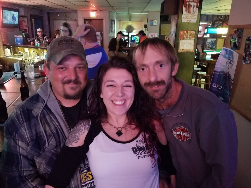 Owls Nest | restaurant | 116 S Court St, Ottumwa, IA 52501, USA | 6416829368 OR +1 641-682-9368