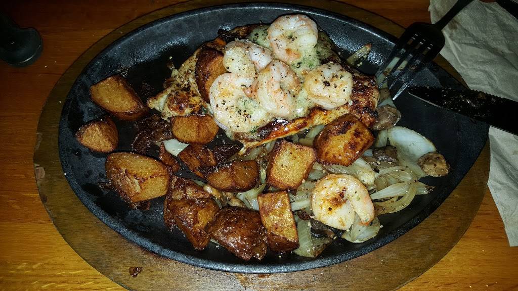 Applebees Grill + Bar | restaurant | 2901 66th St N, St. Petersburg, FL 33710, USA | 7273431070 OR +1 727-343-1070