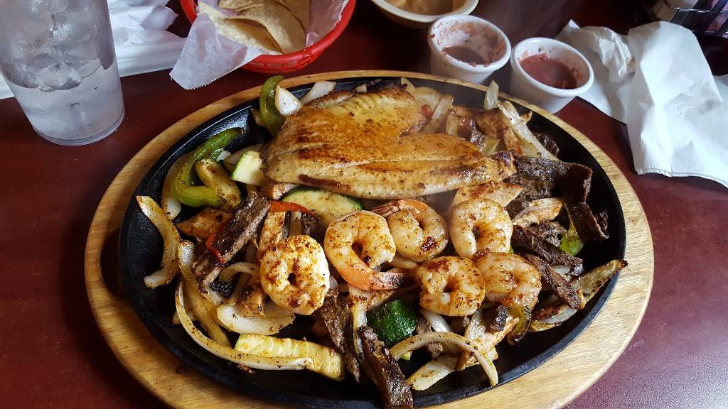 Botanas & Beer | restaurant | 101 Westridge Market Pl, Candler, NC 28715, USA | 8286651110 OR +1 828-665-1110