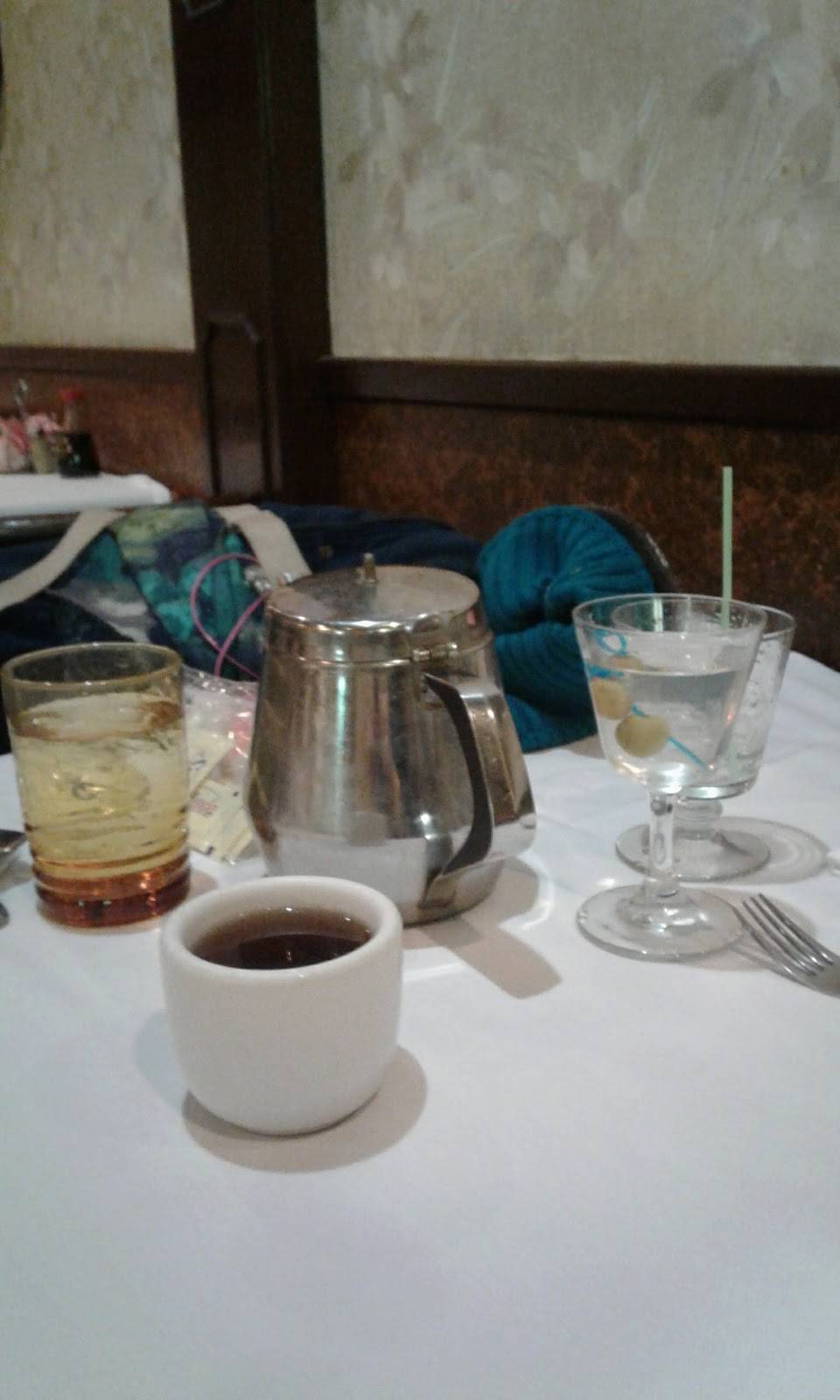 Imperial Palace Chinese Restaurant | restaurant | 5921 N Broad St, Philadelphia, PA 19141, USA | 2152763000 OR +1 215-276-3000