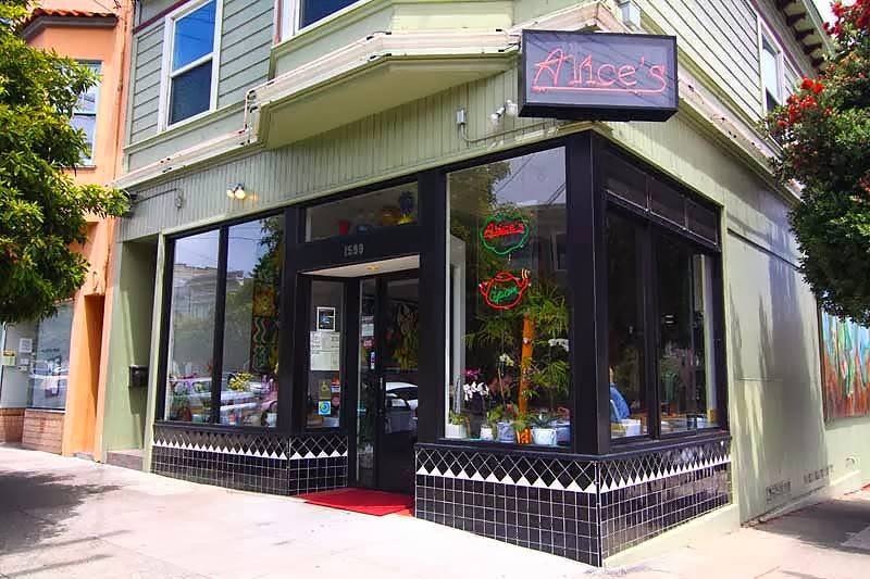 Alices | restaurant | 1599 Sanchez St, San Francisco, CA 94131, USA | 4152828999 OR +1 415-282-8999