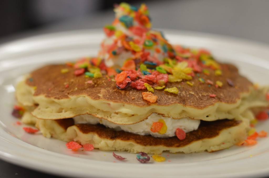 Backyard Brewery and Kitchen | restaurant | 1211 S Mammoth Rd, Manchester, NH 03109, USA | 6036233545 OR +1 603-623-3545