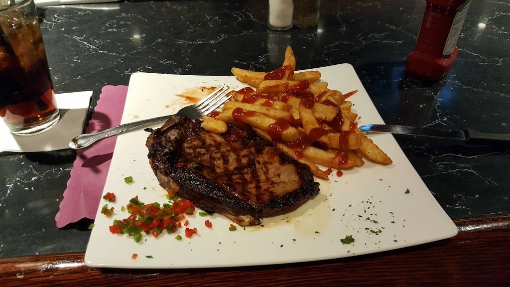 Westover Golf Course | restaurant | 401 Schuylkill Ave, Norristown, PA 19403, USA | 6105394500 OR +1 610-539-4500