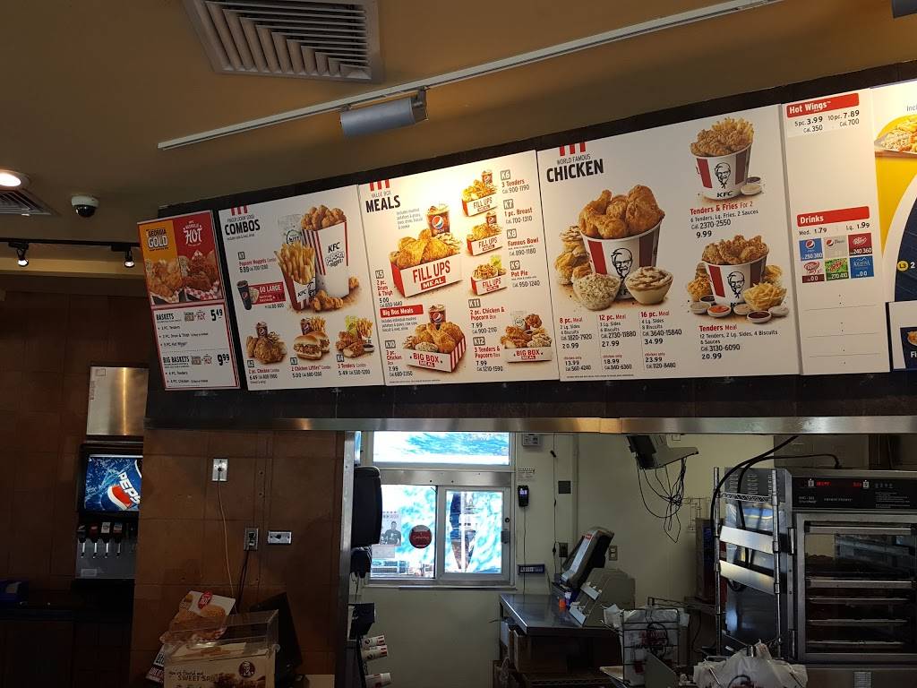 KFC | restaurant | 6130 E Mockingbird Ln, Dallas, TX 75214, USA | 2148242199 OR +1 214-824-2199