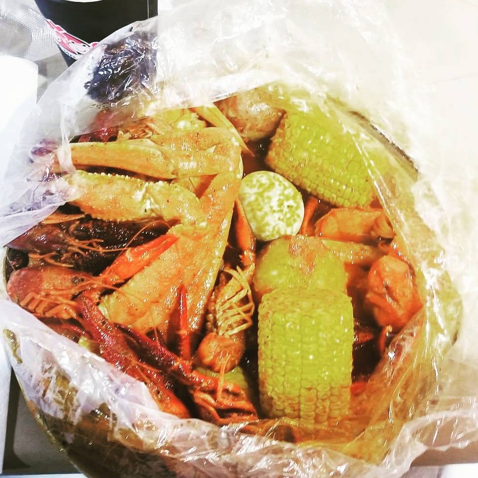 Mr. & Mrs. Crab | restaurant | 3875 S Kirkman Rd, Orlando, FL 32811, USA | 4077514900 OR +1 407-751-4900