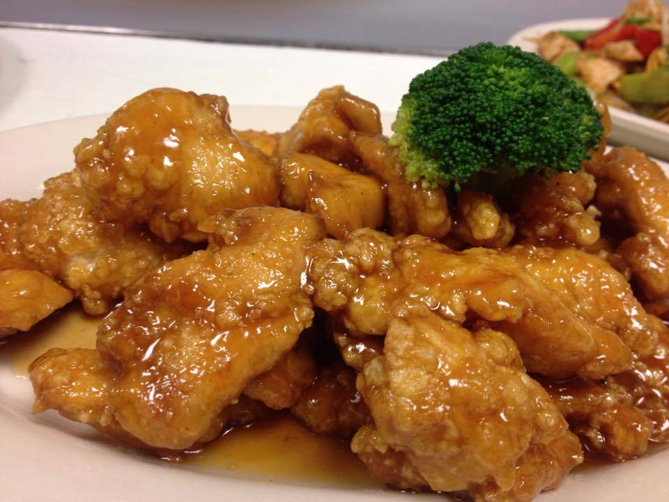 Asiana Fusion | restaurant | 1 Waverley Ave, Watertown, MA 02472, USA | 6179233874 OR +1 617-923-3874