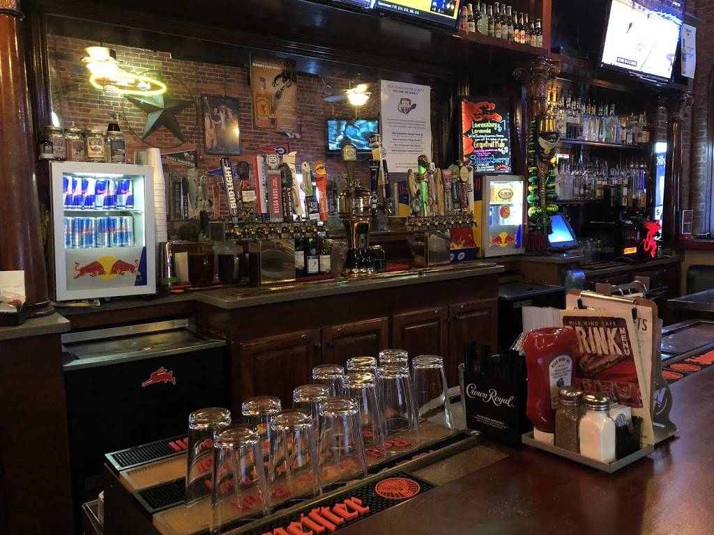 Wild Wing Cafe | cafe | 311 Jesse Jewell Pkwy, Gainesville, GA 30501, USA | 7705369177 OR +1 770-536-9177