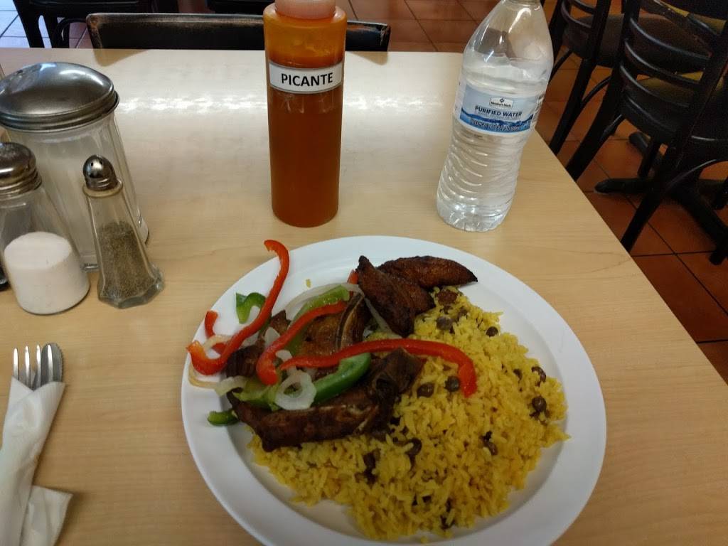 Rincón Latino Restaurant & Café | restaurant | 3327 Forsyth Rd, Winter Park, FL 32792, USA | 4076795600 OR +1 407-679-5600