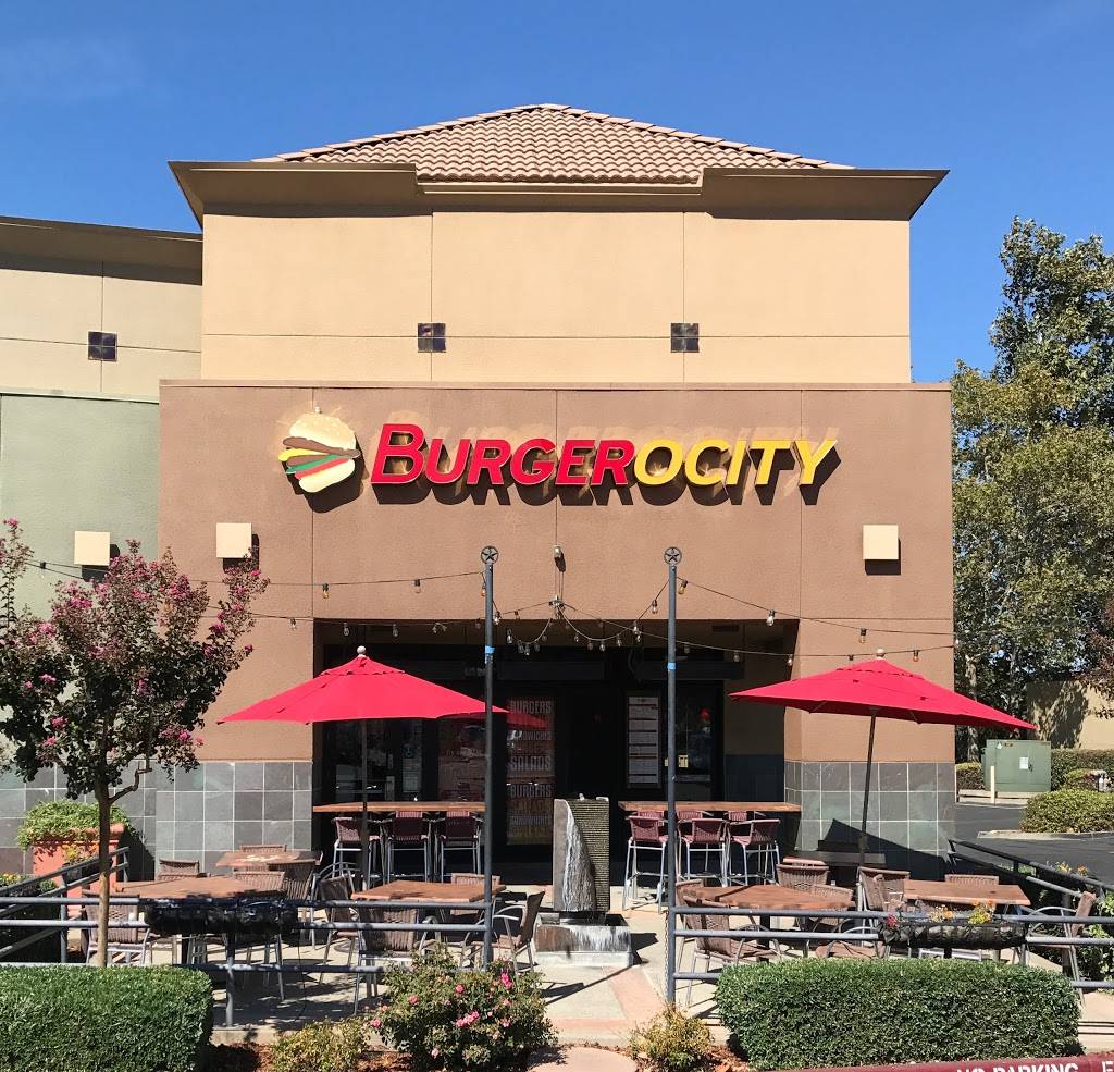 Burgerocity | restaurant | 157 Iron Point Rd, Folsom, CA 95630, USA | 9165889064 OR +1 916-588-9064
