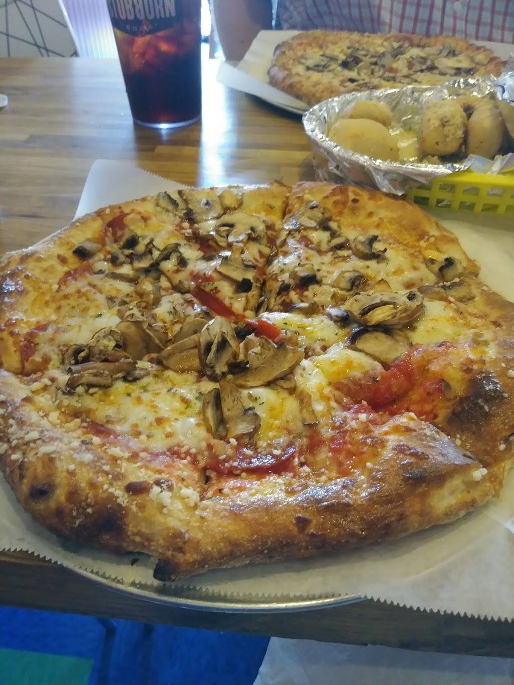 Davincis | restaurant | 4200 Wade Green Rd NW, Kennesaw, GA 30144, USA | 7707928989 OR +1 770-792-8989