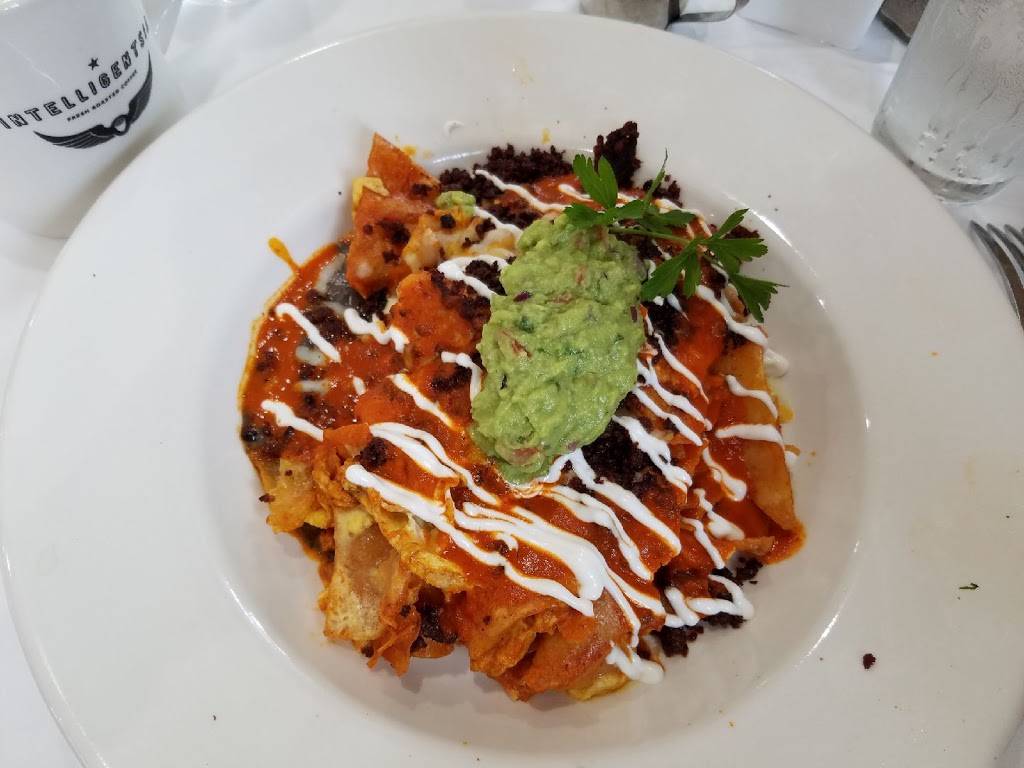 Breakfast House | restaurant | 3001 N Ashland Ave, Chicago, IL 60657, USA | 7736665522 OR +1 773-666-5522