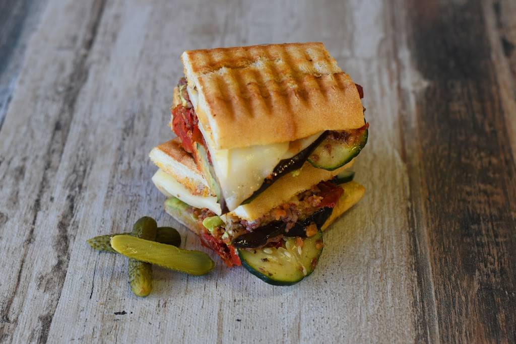 La Cantine | restaurant | 3250 N Tenaya Way #104, Las Vegas, NV 89129, USA | 7027497400 OR +1 702-749-7400