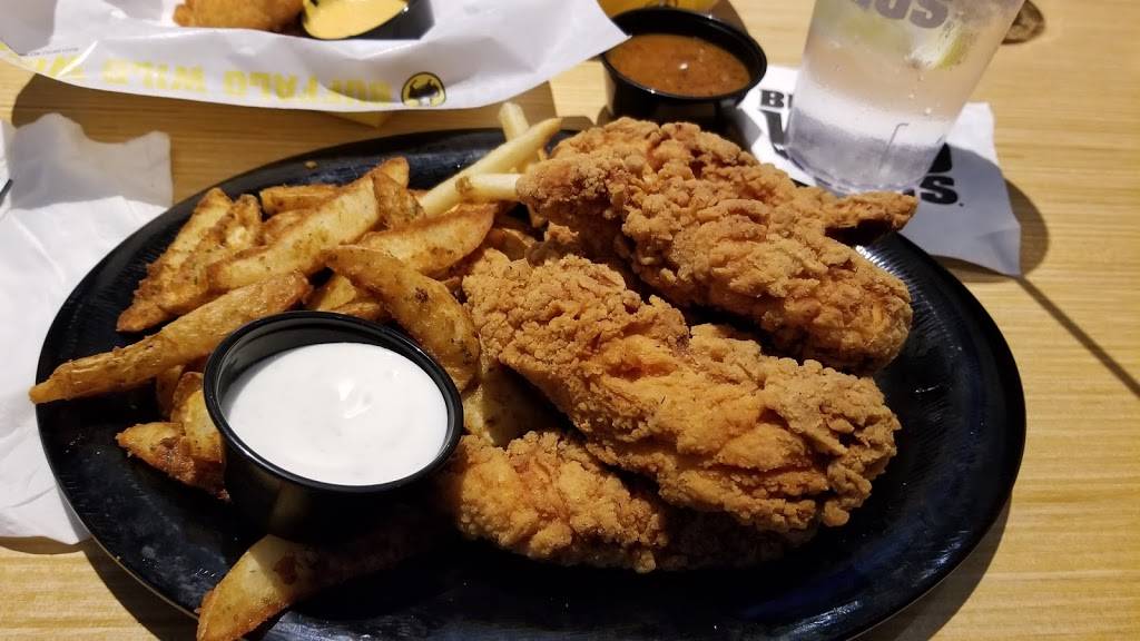 Buffalo Wild Wings | restaurant | 1887 Pulaski Hwy, Bear, DE 19701, USA | 3028323900 OR +1 302-832-3900