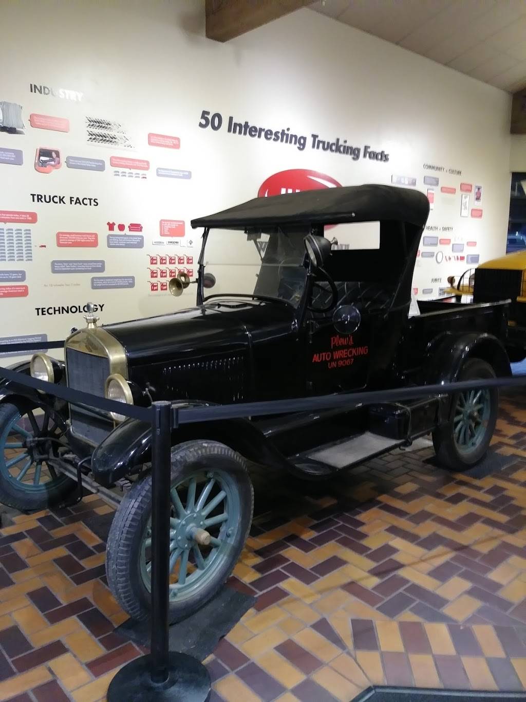 Jubitz Cinema | restaurant | 10350 N Vancouver Way, Portland, OR 97217, USA | 5033450300 OR +1 503-345-0300