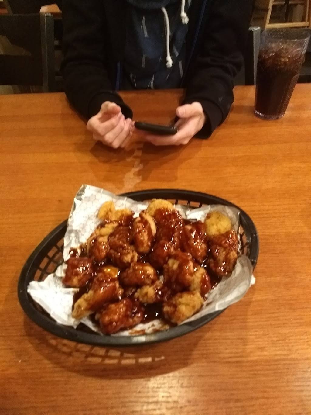 Pizza Hut | meal takeaway | 1015 N Kingshighway St, Cape Girardeau, MO 63701, USA | 5733343798 OR +1 573-334-3798