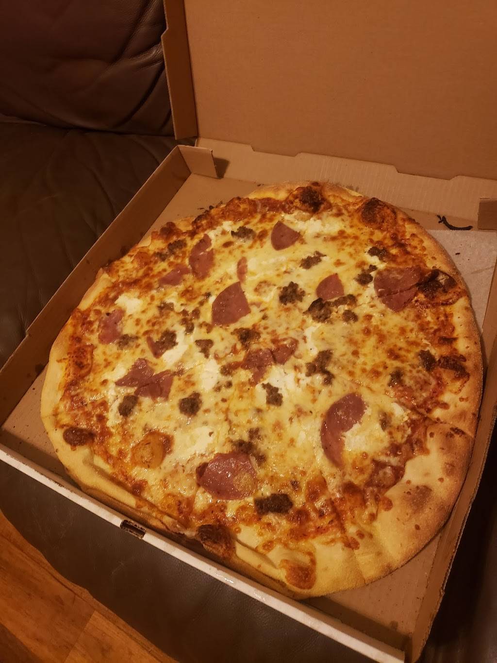 Two Boots Pizza Smyrna | restaurant | 450 Sam Ridley Pkwy W, Smyrna, TN 37167, USA | 6154625490 OR +1 615-462-5490