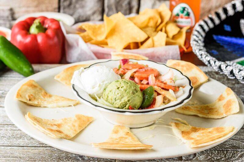 La Bamba Méxican Grill | restaurant | 1301 McFarland Blvd NE, Tuscaloosa, AL 35406, USA | 2057222847 OR +1 205-722-2847