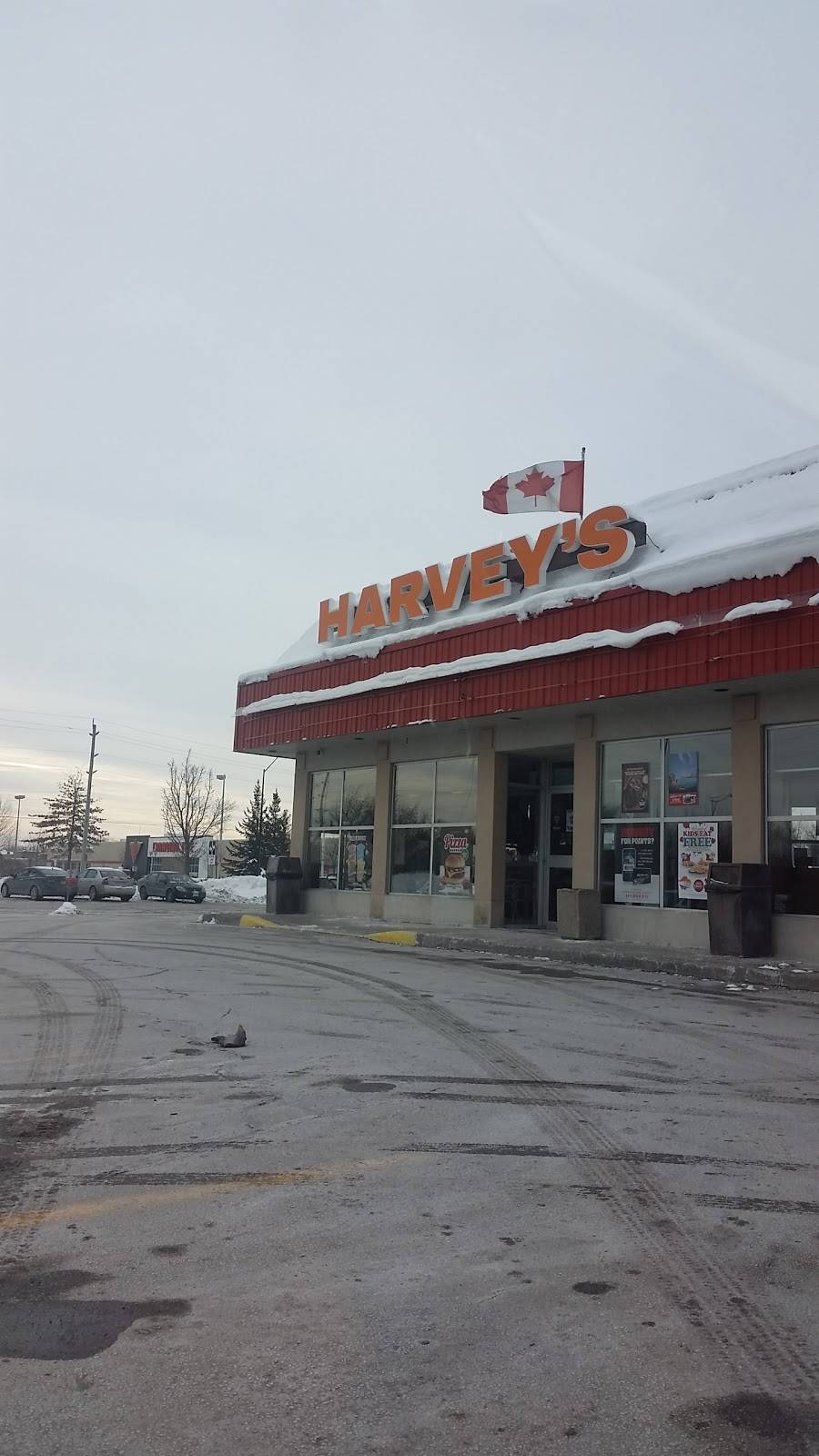 Harveys | restaurant | 24398 Woodbine Ave RR#2, Keswick, ON L4P 3E9, Canada | 9054765667 OR +1 905-476-5667