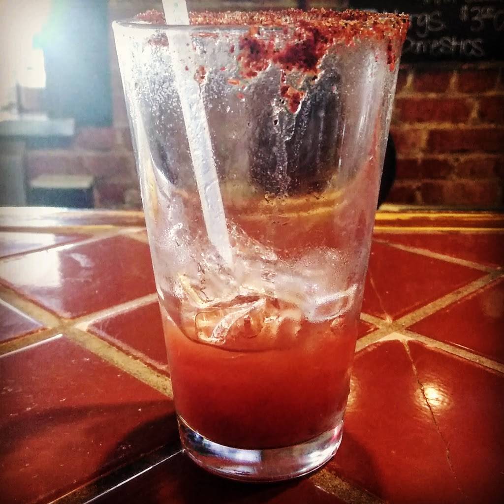 Chuyitos Texican Burgers & Cantina | restaurant | 1521 N Main St, Fort Worth, TX 76164, USA | 8178879322 OR +1 817-887-9322