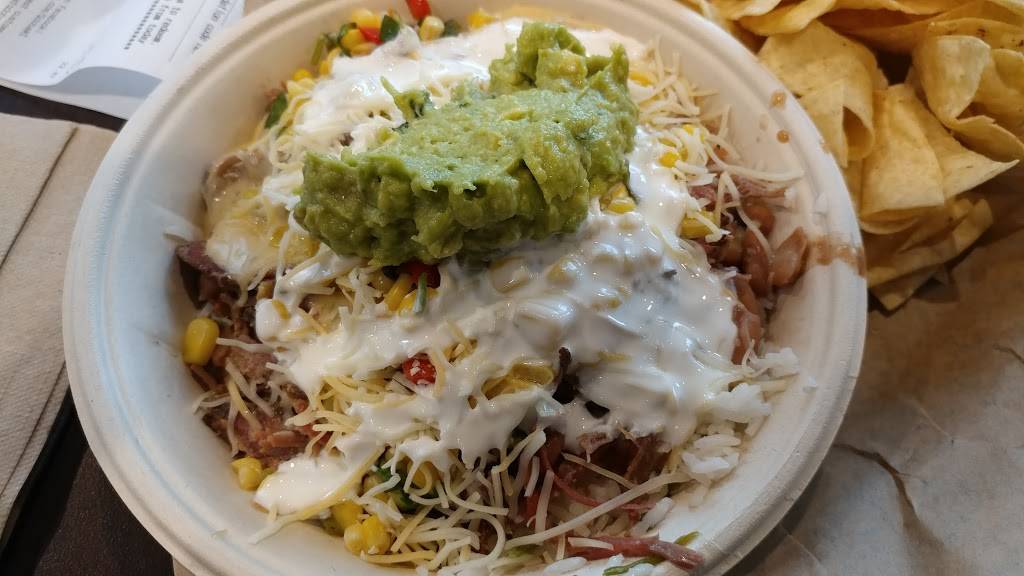 QDOBA Mexican Eats | restaurant | 1125 Winneconne Ave, Neenah, WI 54956, USA | 9204867406 OR +1 920-486-7406