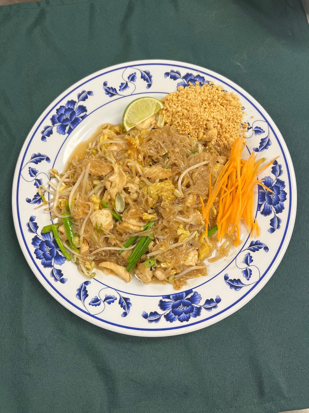 Lotus Thai Restaurant | restaurant | 2845 Bartlett Blvd, Bartlett, TN 38134, USA | 9017794929 OR +1 901-779-4929