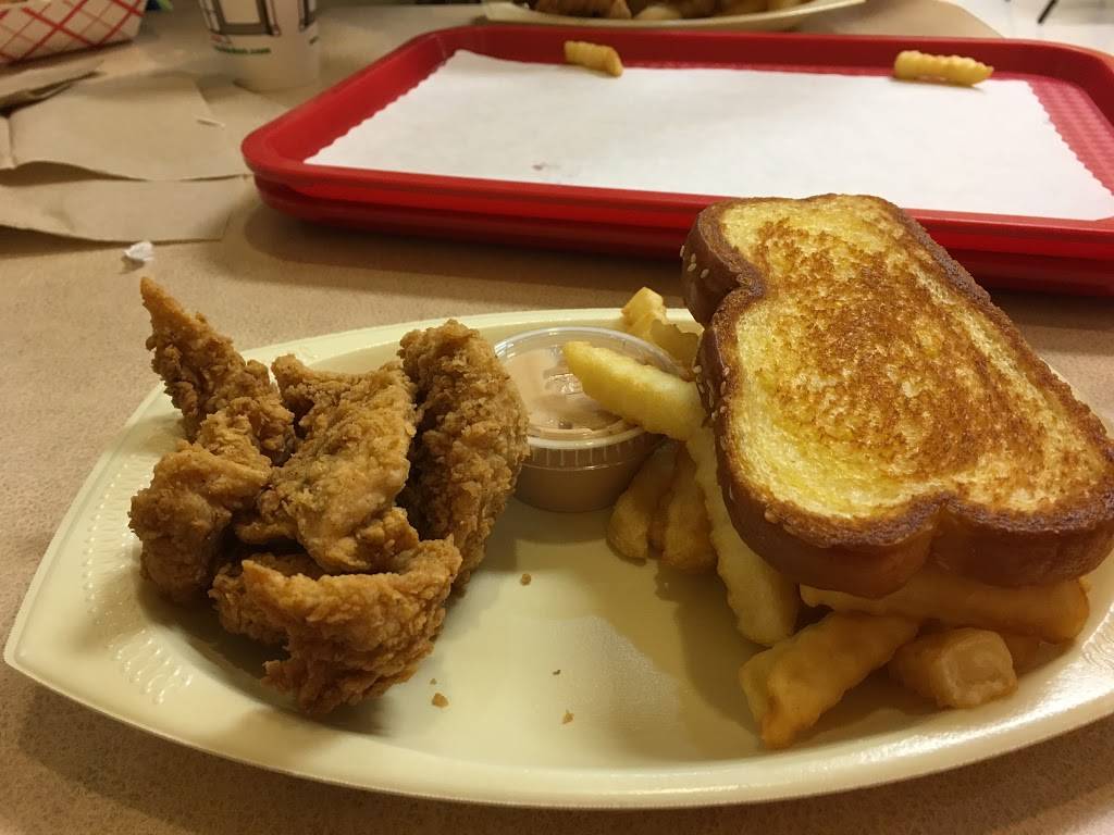 Guthries Restaurant | restaurant | 1235 Taft Hwy, Signal Mountain, TN 37377, USA | 4238864466 OR +1 423-886-4466