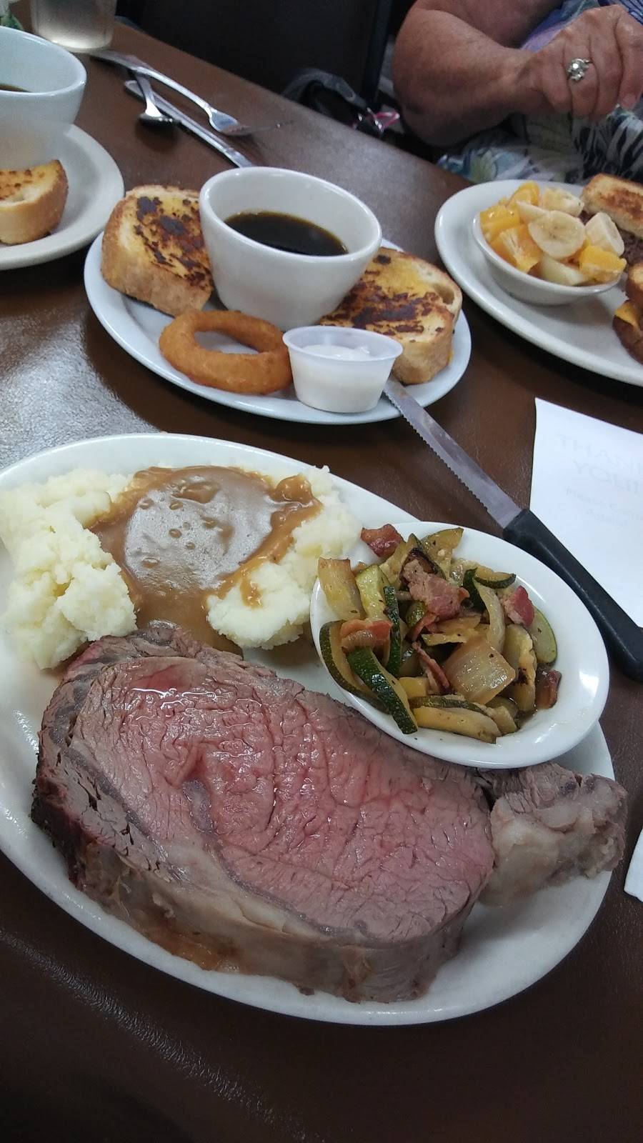 Flos Country Cafe | cafe | 10140 Beaumont Ave, Cherry Valley, CA 92223, USA | 9518456555 OR +1 951-845-6555