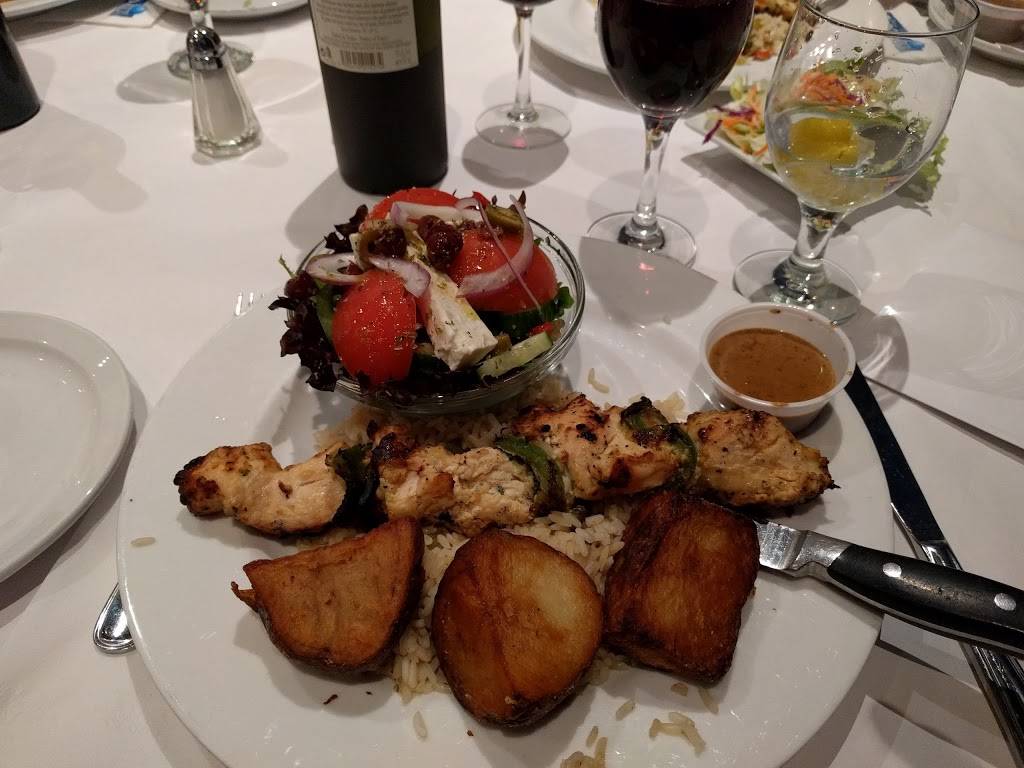 Chez Gréco | restaurant | 2960 Boulevard Laurier, Québec, QC G1V 4S1, Canada | 4186520319 OR +1 418-652-0319