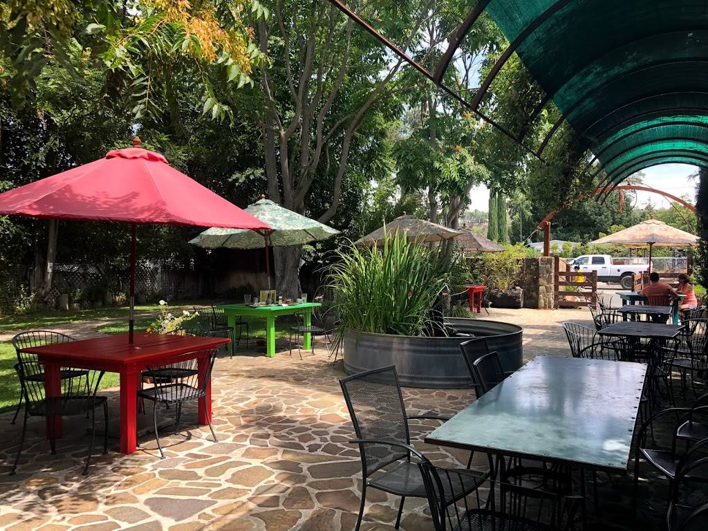 Cowpoke Cafe | cafe | 21118 Calistoga Rd, Middletown, CA 95461, USA | 7079870661 OR +1 707-987-0661