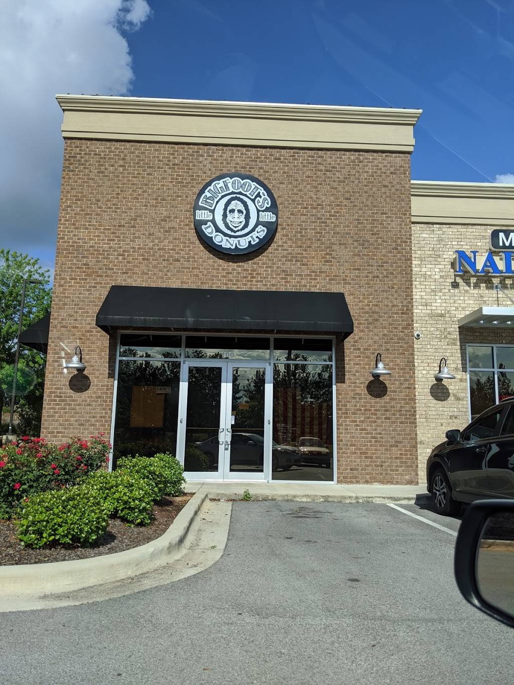 Bigfoots Little Donuts | restaurant | 12181 County Line Rd, Madison, AL 35758, USA | 2562886612 OR +1 256-288-6612