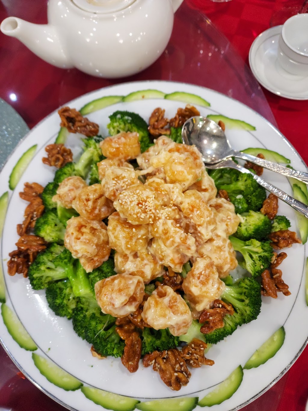 Crown One 御庭酒楼 | restaurant | 34-20 Linden Pl, Queens, NY 11354, USA | 7187990568 OR +1 718-799-0568