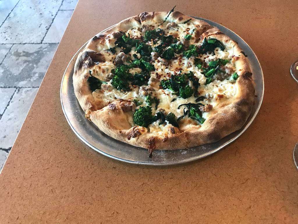 Nicks Pizza | restaurant | 522 Glenbrook Rd, Stamford, CT 06906, USA | 2033244949 OR +1 203-324-4949