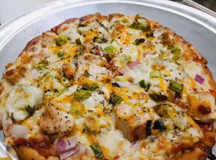 The Break Room Pub n Grub | restaurant | 122 S Main St, Tampico, IL 61283, USA | 8159820014 OR +1 815-982-0014