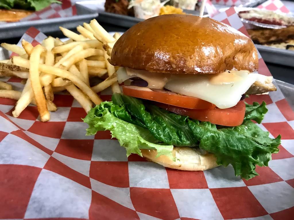 Eriks Church | restaurant | 824 Roosevelt Trail, Windham, ME 04062, USA | 2075721447 OR +1 207-572-1447