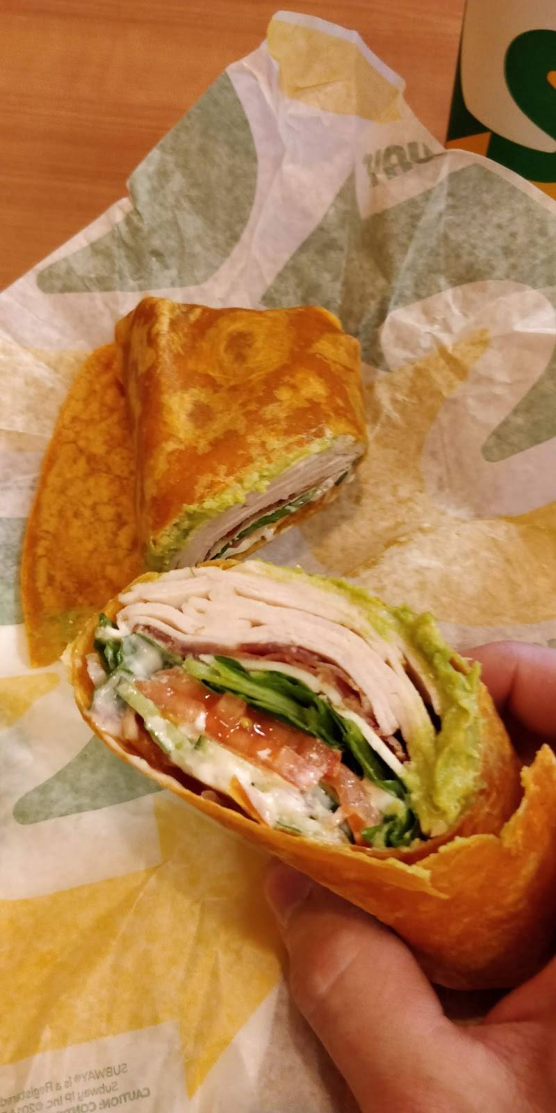 Subway | restaurant | 10453 WI-27, Hayward, WI 54843, USA | 7156344003 OR +1 715-634-4003