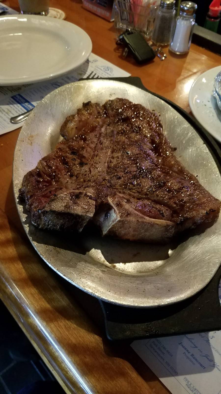 Northland Restaurant & Lounge | restaurant | 114 Gale St, Canaan, VT 05903, USA | 8022663988 OR +1 802-266-3988