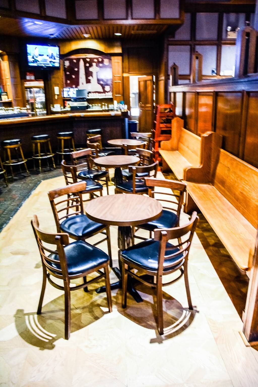 UICCs Restaurant and Bar | restaurant | 2700 45th Ave, San Francisco, CA 94116, USA | 4156612700 OR +1 415-661-2700