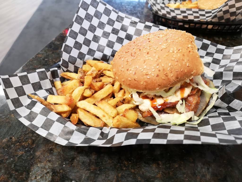 ZEAL Burgers | restaurant | 1926 Weston Rd, Toronto, ON M9N 1W4, Canada | 6473523933 OR +1 647-352-3933