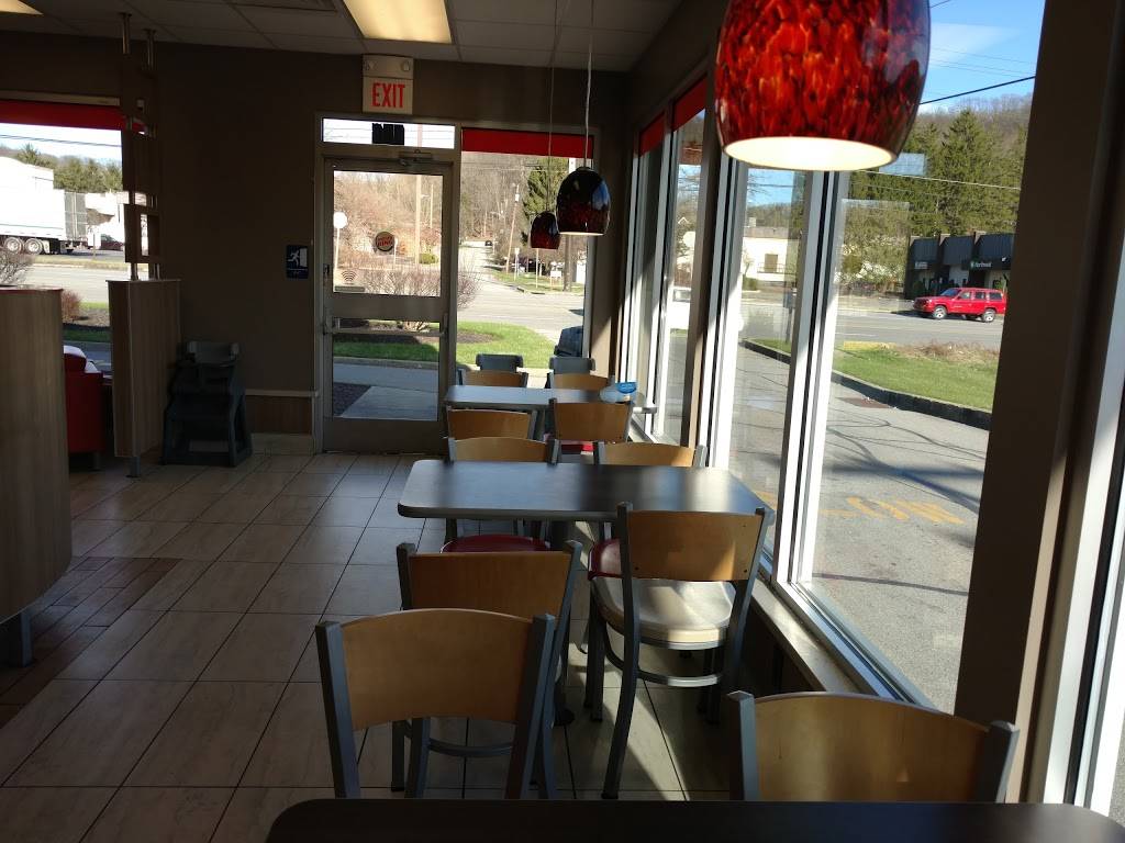 Burger King | restaurant | 142 Pittsburgh Rd, Butler, PA 16001, USA | 7242852111 OR +1 724-285-2111