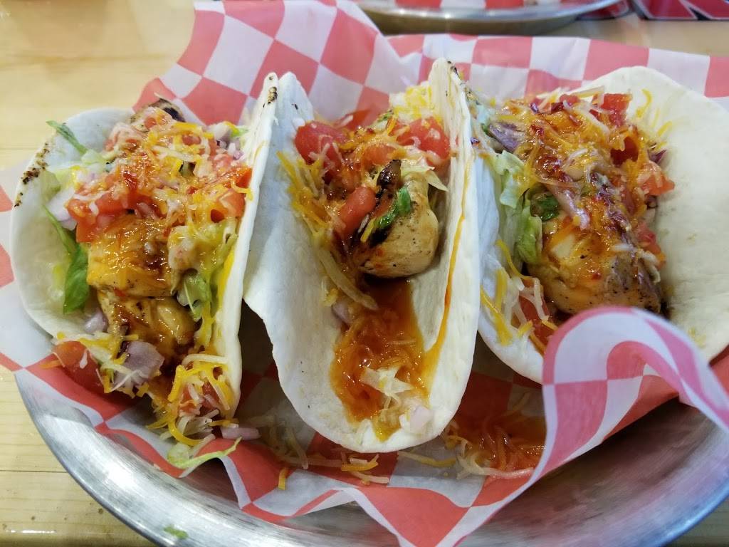 Cluckers Shepherdsville | restaurant | 544 Conestoga Pkwy, Shepherdsville, KY 40165, USA | 5025319188 OR +1 502-531-9188