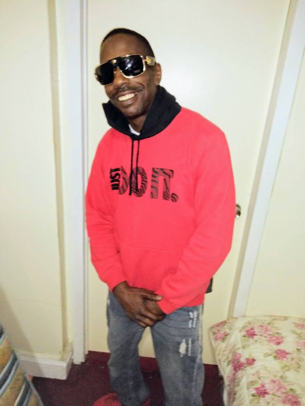 Bonettis Pizzeria | restaurant | 697 Walden Ave, Buffalo, NY 14211, USA | 7168926653 OR +1 716-892-6653