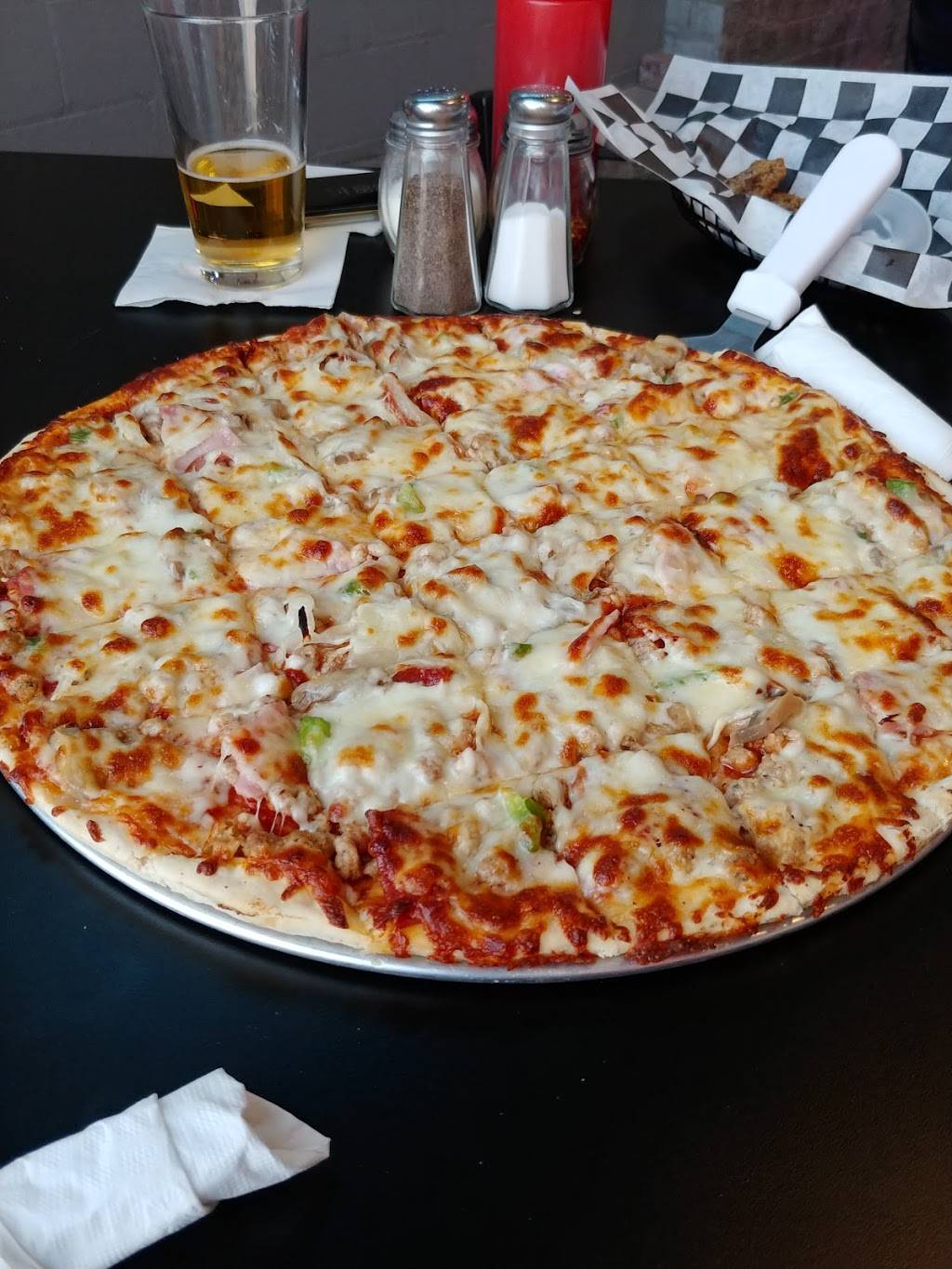 Jimmys Pizza | restaurant | 379 East Tompkins Street, Galesburg, IL 61401, USA | 3092974064 OR +1 309-297-4064