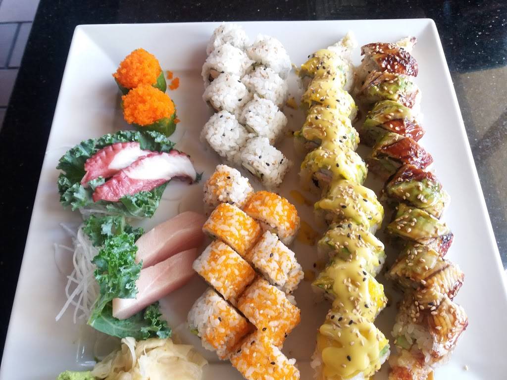 Kazoku Sushi | restaurant | 10665 W Colfax Ave, Lakewood, CO 80215, USA | 3032381199 OR +1 303-238-1199