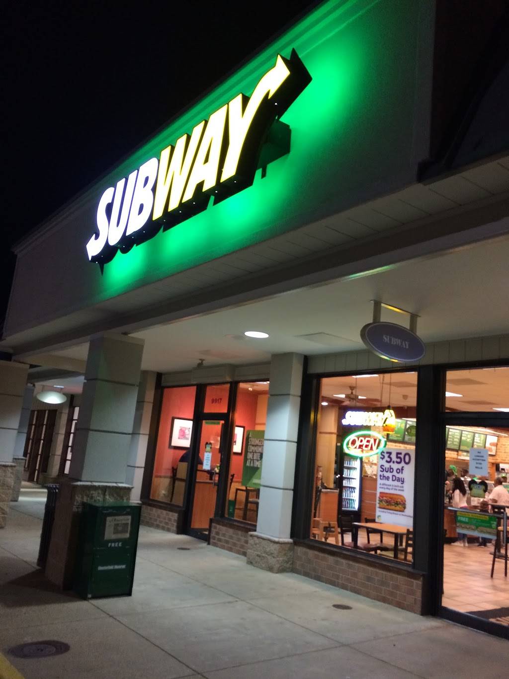 Subway Restaurants | restaurant | 9919 Hull St Rd Units 20 Oxbridge Square Shopping Ctr, Richmond, VA 23236, USA | 8042764367 OR +1 804-276-4367