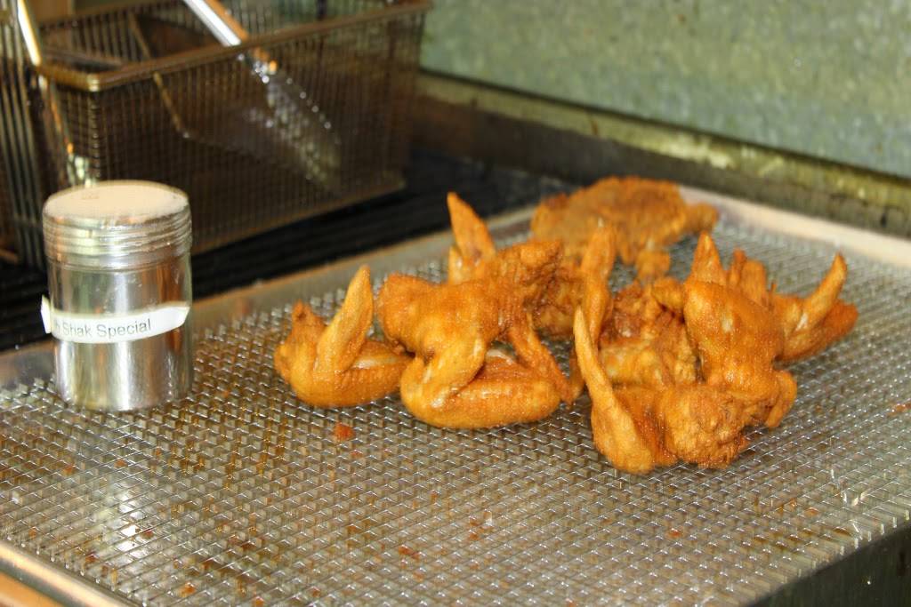 Rib Shak | restaurant | 1720 W State St, Rockford, IL 61102, USA | 7792107409 OR +1 779-210-7409