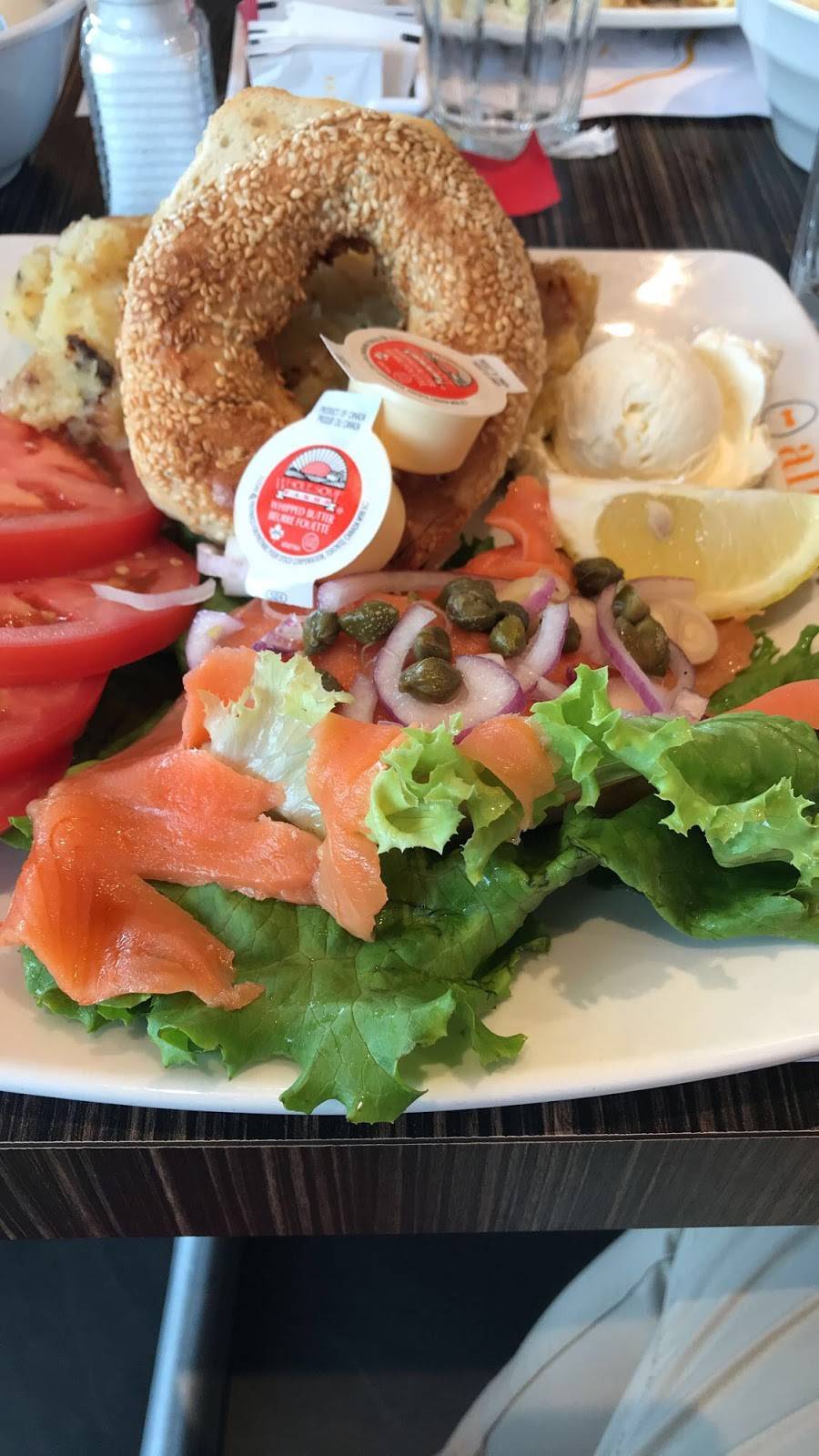 allô mon coco - St-Jérôme | restaurant | 375 Rue Lamontagne, Saint-Jérôme, QC J7Y 4P7, Canada | 4504316222 OR +1 450-431-6222